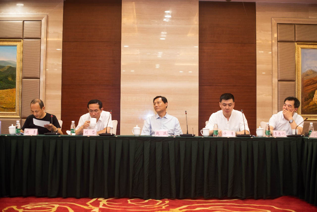 The feelings of the signage industry, encourage us to move forward,the conference in Huang Jia, will create more brilliancy 5 5d68dbcf5c8f8