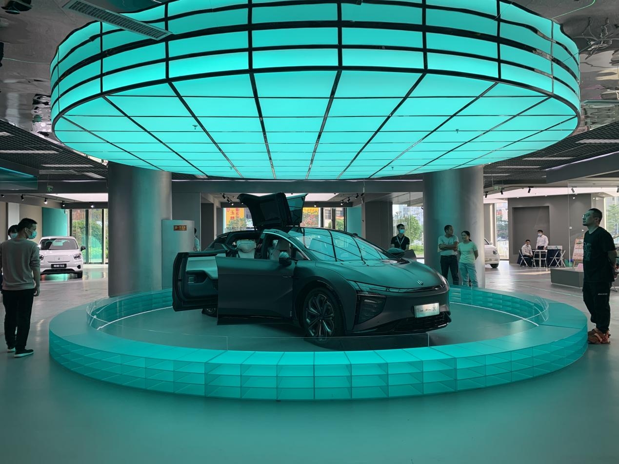 Blueview LED Lights in New Energy Car Supermarket